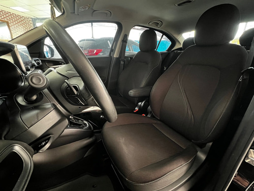 Fiat Cronos 1.8 Precision 16v Flex Aut. 4p