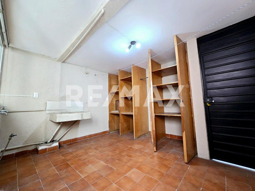 Exclusiva Casa En Venta En Lomas Del Sol: Comodidad Y Ubicación Inmejorable