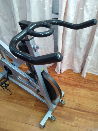 Imagen 4 de 9 de Bicicleta Fija Spinning Indoorbike Profesional Uranium C/new