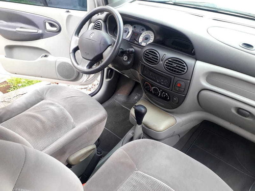 Renault Scenic Privilege 2.0 16v(aut.) 4p