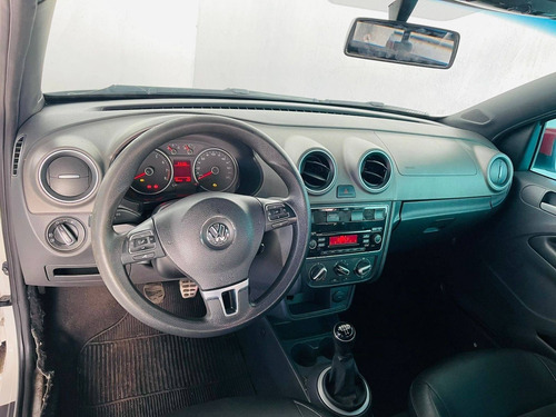 Imagem 8 de 15 de Volkswagen Saveiro 1.6 Cross Ce 8v Flex 2p Manual