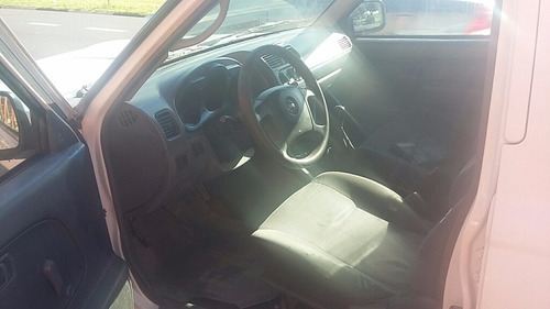 Imagem 5 de 14 de Peças Para Sucata De Nissan/frontier 4x4 Motor, Cambio, Lata