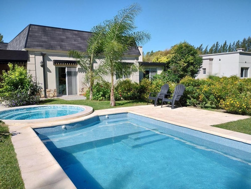 Imagen 2 de 21 de Hermosa Casa En Haras Del Sur 2