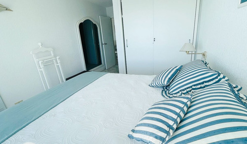 Imagen 11 de 23 de Apartamento En Venta De 3 Dormitorios En Playa Mansa (ref: Lij-5758)
