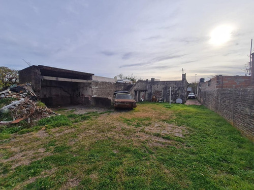 Imagen 7 de 10 de Casa De 2 Dormitorios En La Plata Calle 42 E/ 148 Y 149 - Dacal Bienes Raíces
