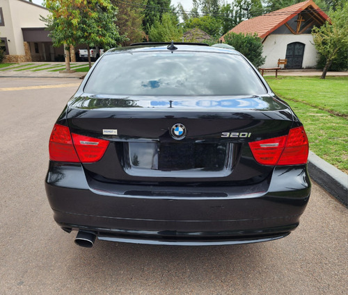 BMW Serie 3 2.0 320i Sedan Executive