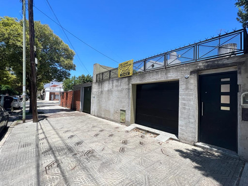 Imagen 3 de 30 de Venta Casa En Lote Propio - Villa Lugano - 4 Dormitorios