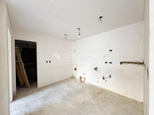 Venta Departamento 3 Ambientes Con Jardin En Ramos Mejia.