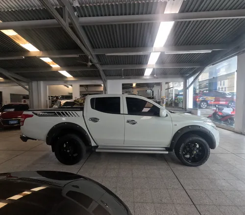Mitsubishi L200 2.5l
