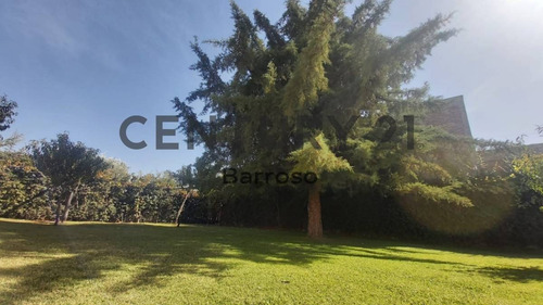 Imagen 8 de 26 de Se Vende Hermosa Casa Con Gran Terreno Lujan Perdriel