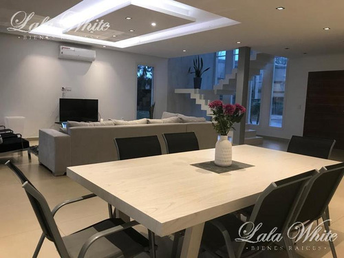 Imagen 5 de 18 de Venta - Hermosa Casa A La Laguna En Terralagos - Canning