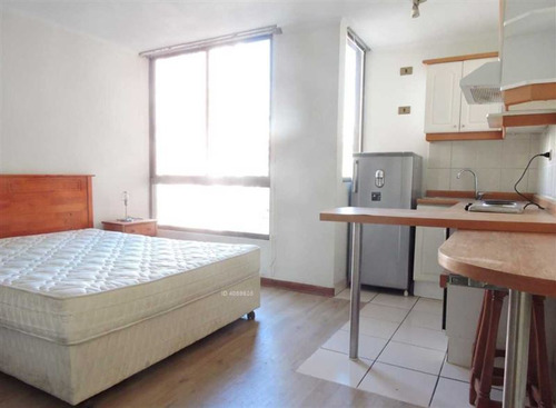 Departamento En Arriendo De 1 Dorm. En Santiago