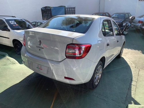 Imagem 3 de 8 de Renault Logan 2016 1.0 16v Authentique Hi-flex 4p