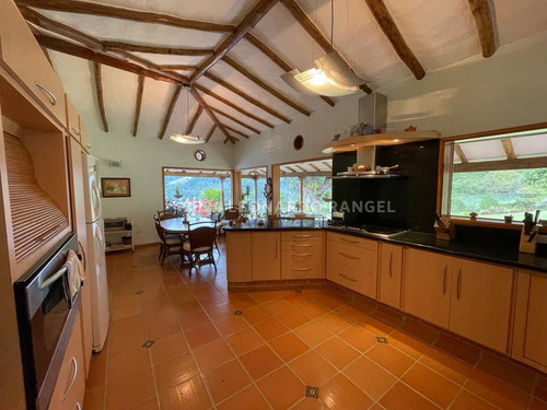 Se Vende Exclusiva Finca De 88 Hectáreas A Puerta Cerrada En Cacute Estado Mérida.
