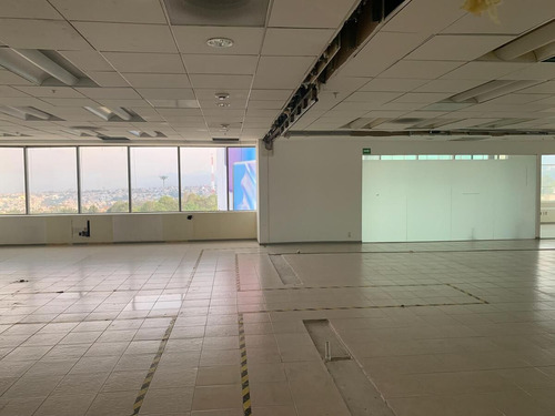 Oficina Acondicionada En Renta, Lomas Altas