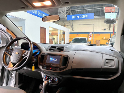 Imagen 8 de 15 de Chevrolet Spin 1.8 Ltz 7as 105cv 2016