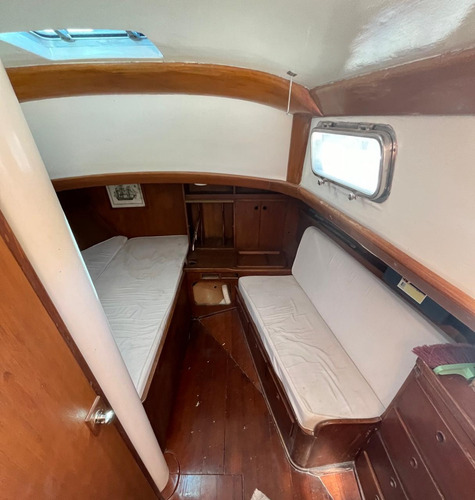 Velero Frers 44