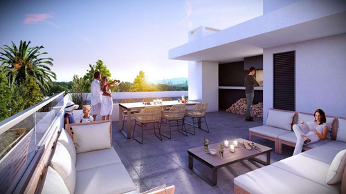 Venta De Apartamento De 2 Dormitorios Con Terraza Y Parrillero En Prado