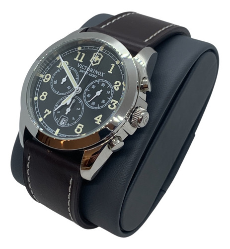 Reloj Victorinox Infantry Cronógrafo 241567 Caja 40 Mm Correa Café Bisel Plateado Fondo Negro