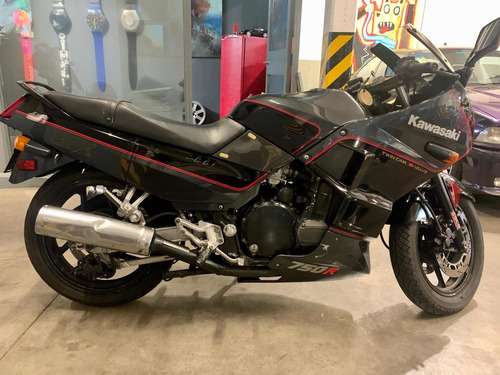 Kawasaki Ninja 750r Bord