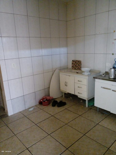 Imagem 6 de 15 de Sobrado Para Venda Em Pinhais, Maria Antonieta, 2 Dormitórios, 1 Banheiro, 1 Vaga - 3331_1-1969103