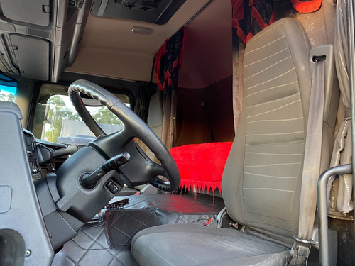 Imagem 6 de 14 de Scania P 360 A6x2 2018 Automático Trucado Revisado Seminovo