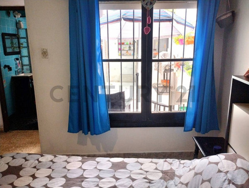 Ph 3 Ambientes Con Patio En Caseros, Tres De Febrero