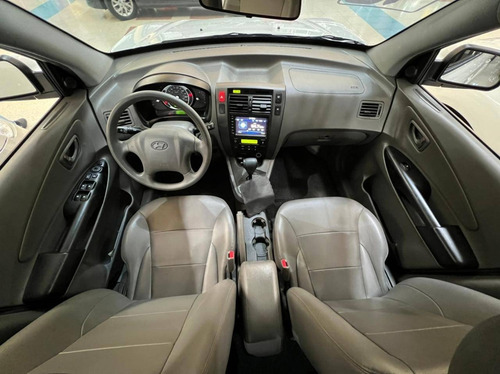 Imagem 9 de 11 de Hyundai Tucson 2.0 Mpfi Gls 16v 143cv 2wd Flex 4p