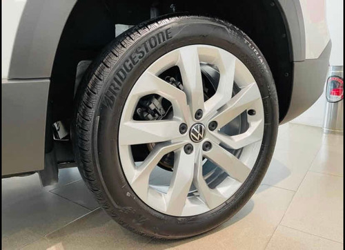 Imagen 6 de 13 de Volkswagen Taos 2022 1.6 Comfortline At