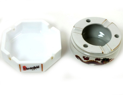 Imagem 2 de 2 de Kit 2 Cinzeiros Esmaltado Branco Estampado Decoração B6564
