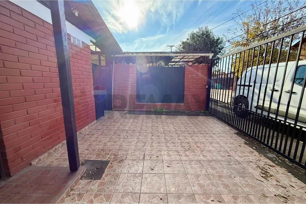Imagen 3 de 17 de Casa Remodelada - Maipú 3d-1b