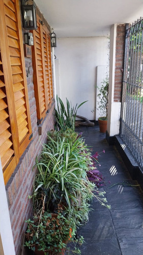 Casa 4 Ambientes Con Quincho Parrilla Y Jardin
