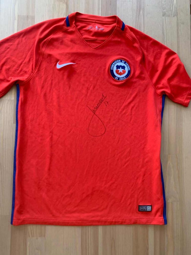 Camiseta De Chile Nike Original Firmada Por Gary Medel