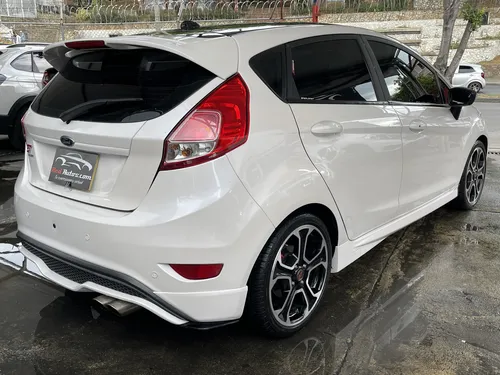 Ford Fiesta HATCHBACK ST MT 1600CC T
