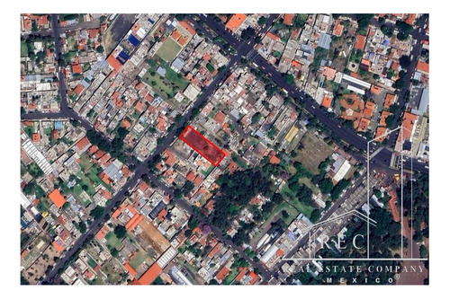 Terreno Plano, Regular Y Bardeado En Venta - A 100 Mts De División Del Norte