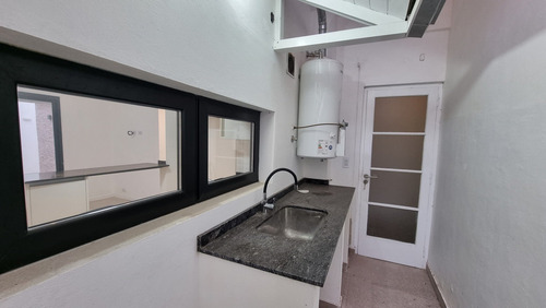 Imagen 5 de 16 de En Venta. Ph De 3 Ambientes Totalmente Reciclado. Zona Güemes.