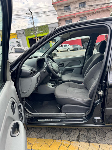 Renault Clio 1.0 16v Campus Hi-flex 5p