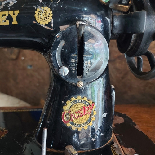 Máquina Costura Crosley Antiga Travada Decorativa Ou Peças