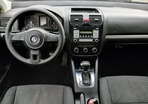 Volkswagen Bora 2.5 Style Tiptronic Bt At
