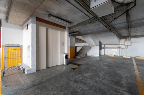 Departamento En Santa Fe, A Un Lado De La Ibero. En Proceso De Remodelación