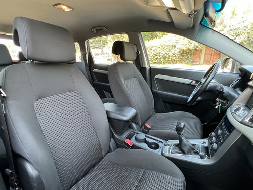 Imagen 18 de 25 de Chevrolet Captiva Diesel 2.2 Ls 2015 3 Corridas De Asientos