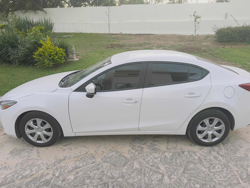 Mazda Mazda 3 2.0 I Sedan At