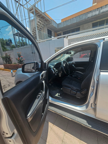Ford Ranger 2.5 Xlt Cabina Doble 4x2 Mt