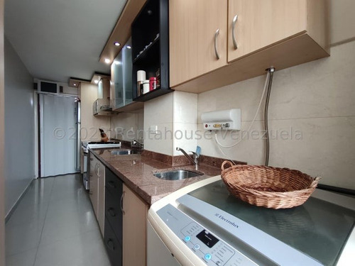 Apartamento En Venta San Jacinto Maracay 24-10969 Ec