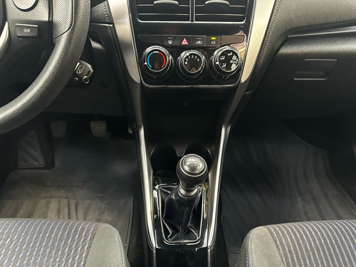 Toyota Yaris 1.3 16V FLEX XL LIVE MANUAL