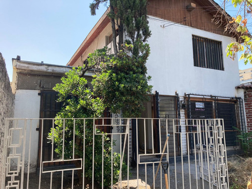 Casa Comercial En Arriendo/ Oficina/ Centro Medico