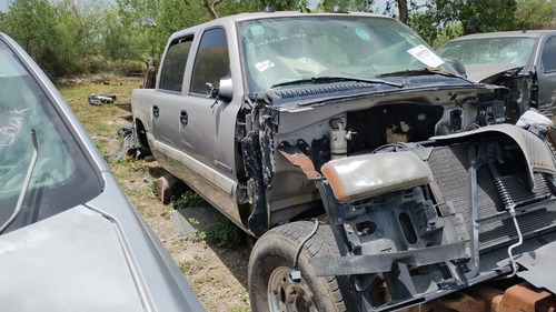 Chevrolet Silverado 2004 (en Partes) 2003-2006 6.0 Aut Yonke