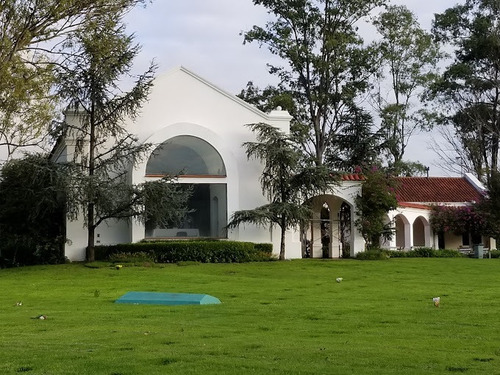 Parcela Cementerio Parque Colonial