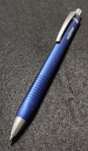 Bolígrafo Inoxcrom Spin Color Azul - Rojo - Gris Con Estuche 7798161460438