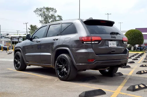 Jeep Grand Cherokee 6 Cilindros Piel, Mod. 2017, Color Gris